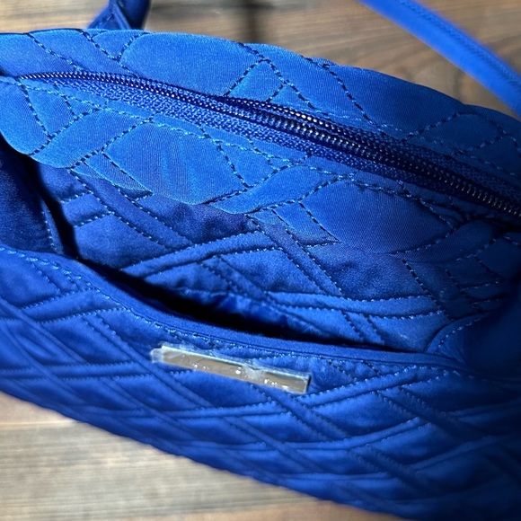 Vera Bradley medium bowler with coin - Picture 4 of 8